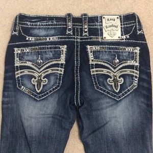 Men’s Rock Revival Jeans, dark wash!